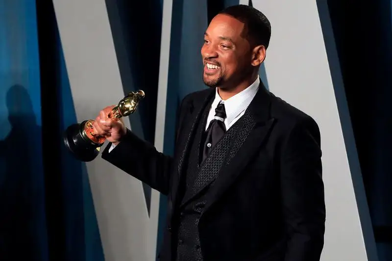 Уилл Смит «Оскар»  марапаттау рәсімдерінен шеттетілді