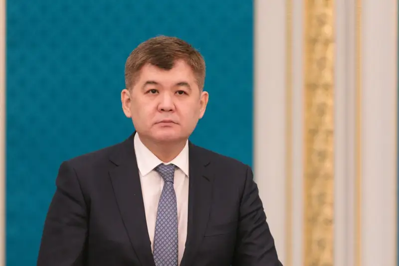 Министр Біртанов өзіне хат жазған оқушыға уәде берді