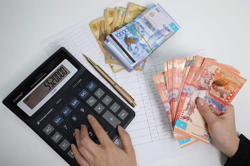 Қазақстандықтар 5 жылдан кейін қалтасындағы ақшасы туралы есеп беріп отырады