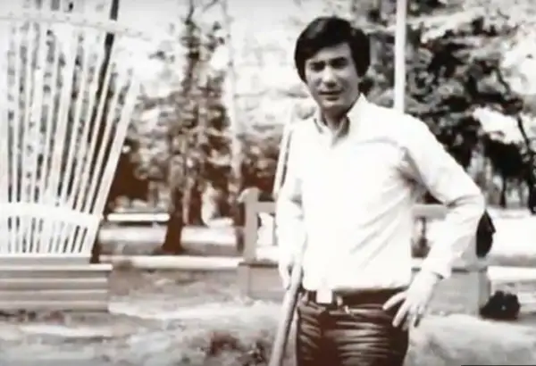 Қасым-Жомарт Тоқаевтың 1979 жылы сенбілікте түскен фотосы жарияланды