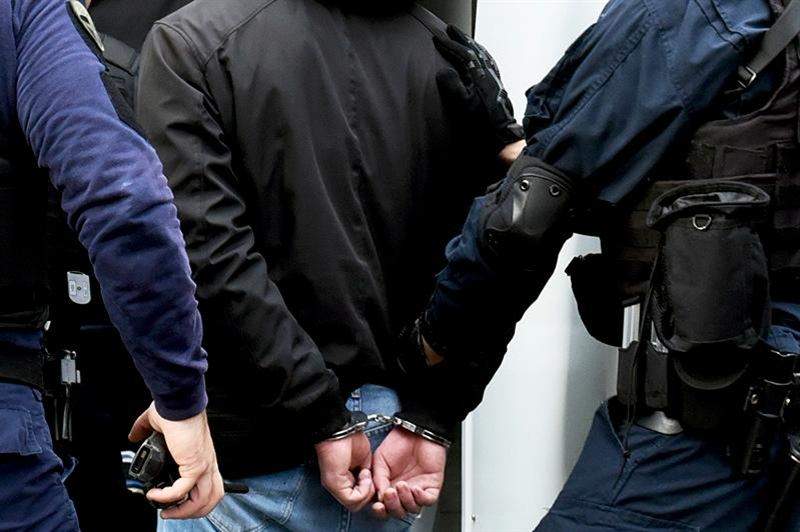 Жалған құжат жасайтын қылмыстық топ құрықталды