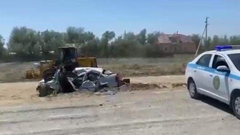 ​Түркістан облысында жол апатынан үш адам қаза тапты