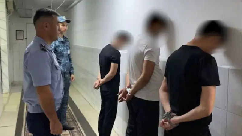 Есіктегі атыс: Күдіктілердің барлығы ұсталды