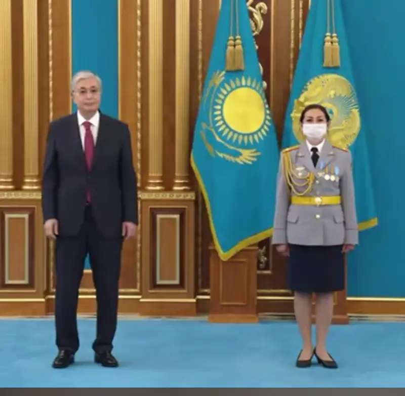 Тоғыз бала тәрбиелеп отырған батыр ана «Құрмет» орденінің иегері атанды