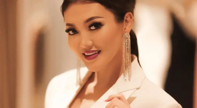 Ерке Есмаханның күйеуге тигісі кеп жүр