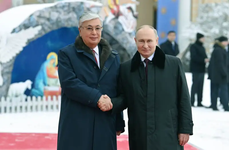 Мемлекет басшысы Санкт-Петербург қаласындағы бірқатар мәдени нысанға барды 