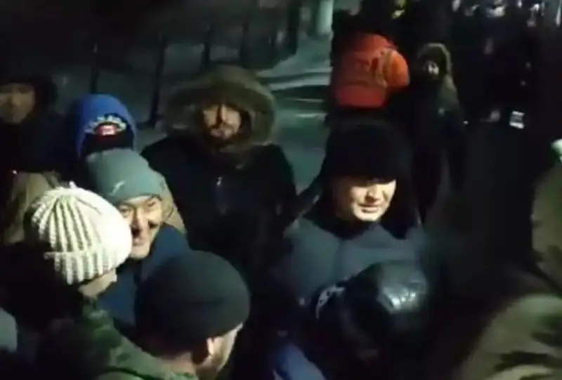 Ақмола облысында 200-дей адам жолда қалды