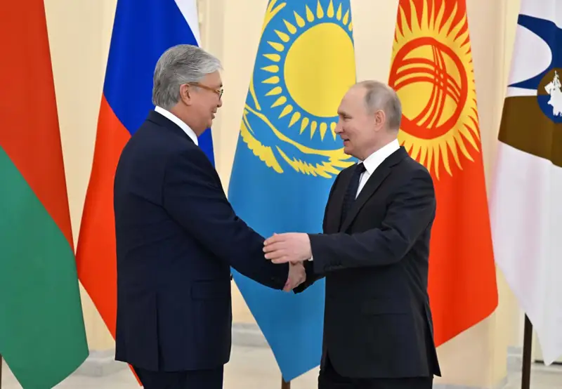 Қасым-Жомарт Тоқаев Ресей президенті Владимир Путинмен кездесті