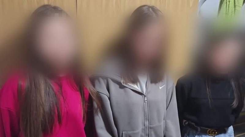 Жасөспірім қыздар