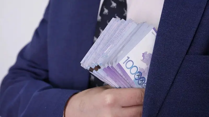 Ақша жымқыру, ұрлау