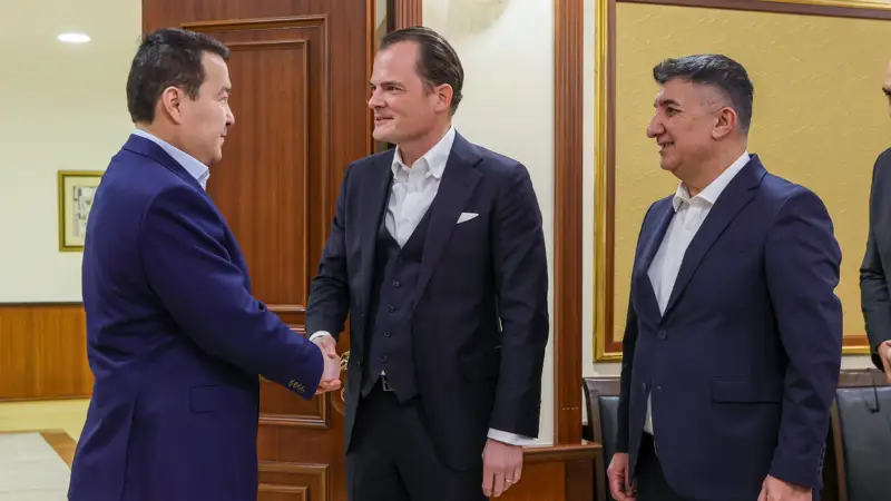 Әлихан Смайылов