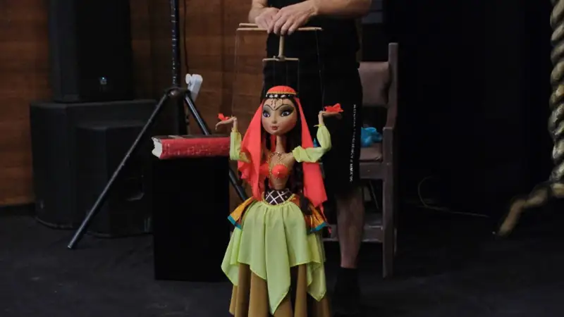 Қуыршақ театры