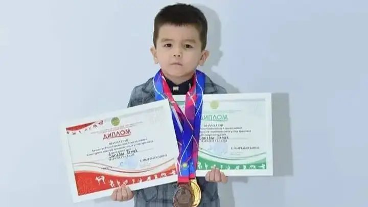 5 жасар бала