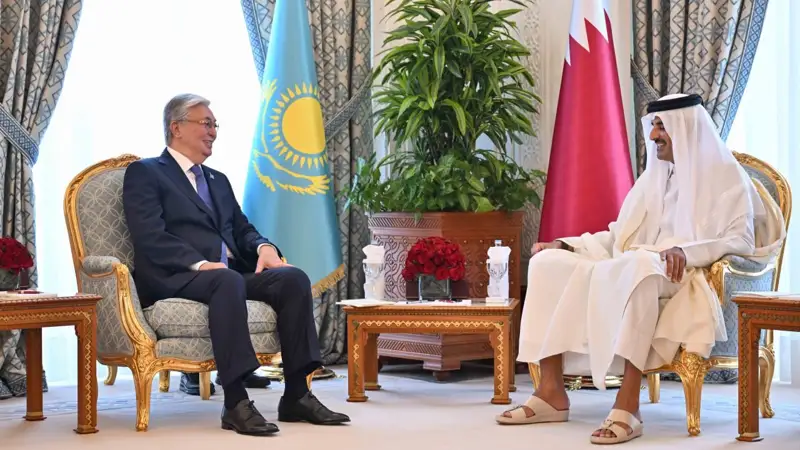 Тоқаев Қатар Мемлекетінің Әмірі шейх Тәмим бен Хамад Әл Тәнимен келіссөз жүргізді