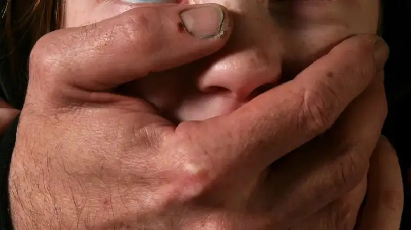 Бала өлімі, педофилия