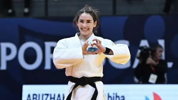 Абиба Әбужақынова