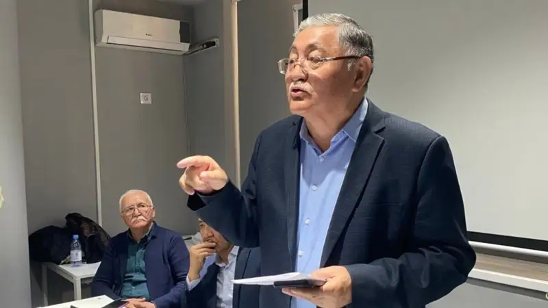 Қоғам қайраткері