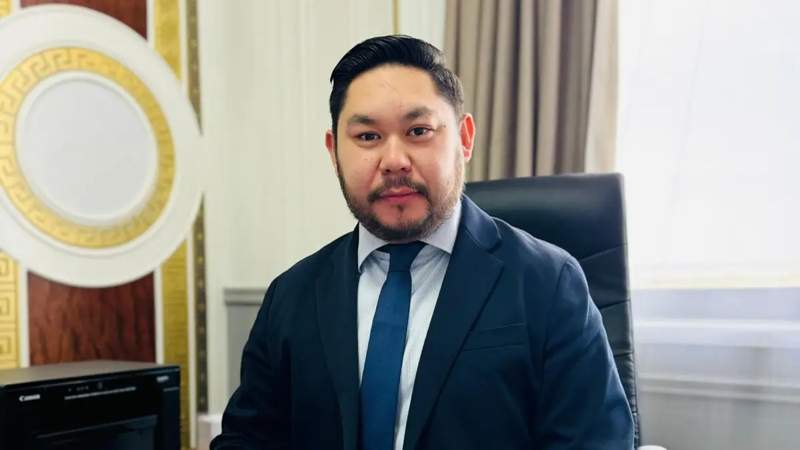 Айбар Теменов