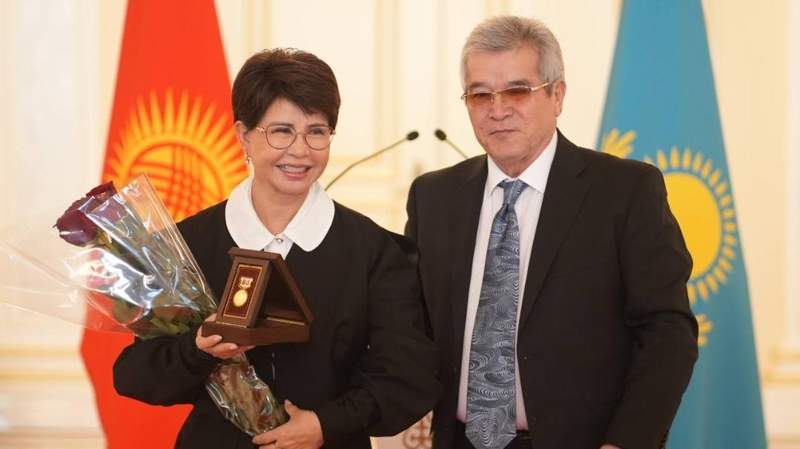 Роза Рымбаева
