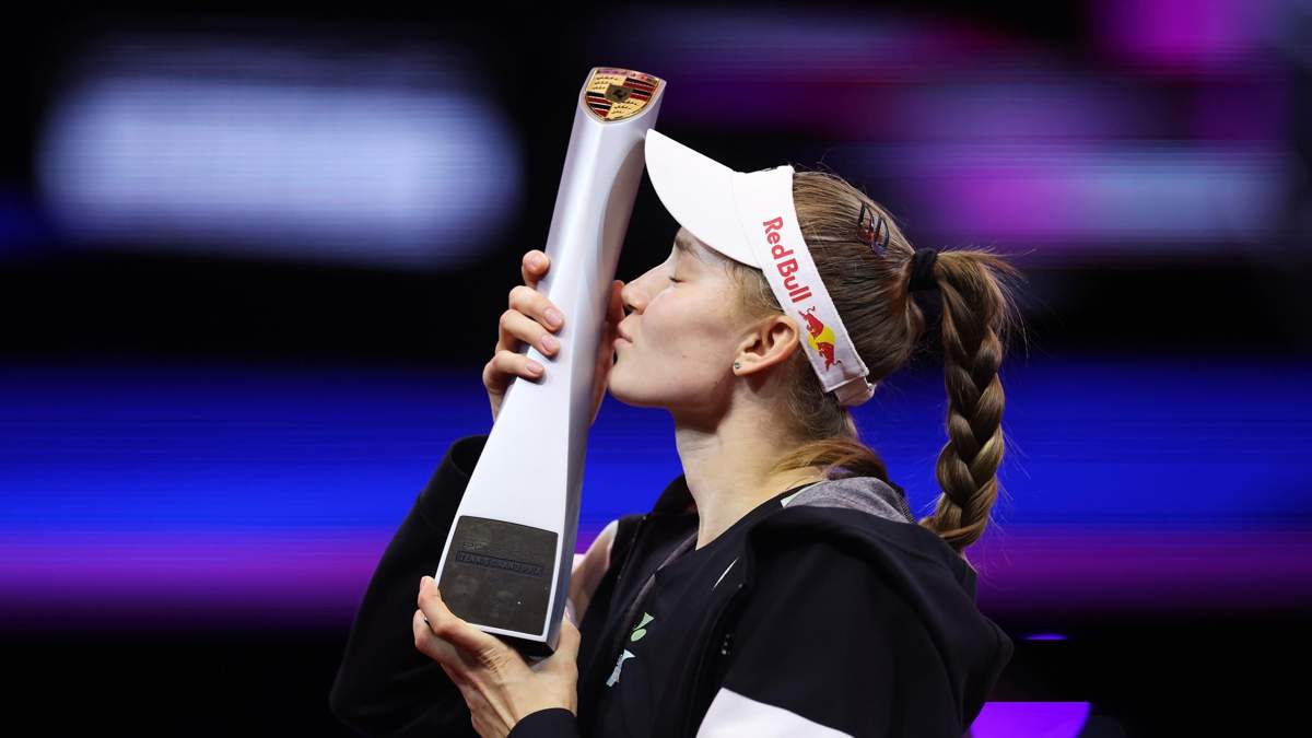 Елена Рыбакина