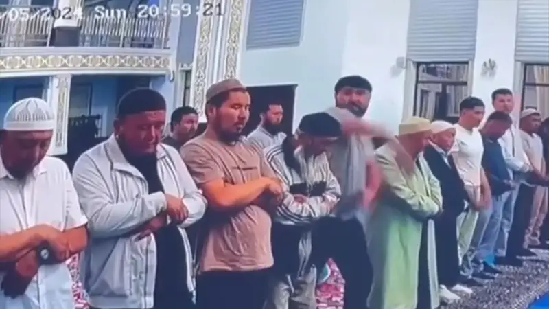 Мешіттегі төбелес