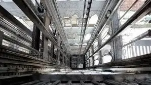 Әйел адам құлап кетті