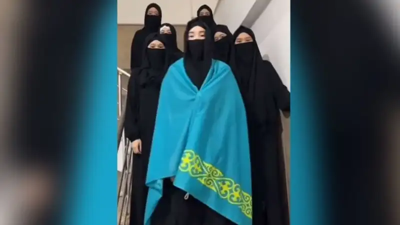 Порно өте ұсқынсыз