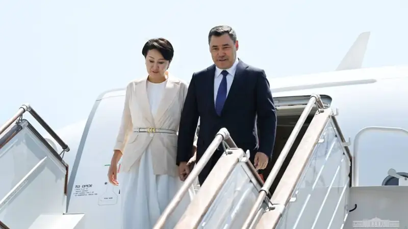 Садыр Жапаров жұбайымен