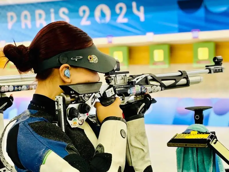 Александра Ле