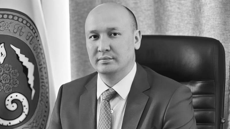  Ерден Хайруллин 