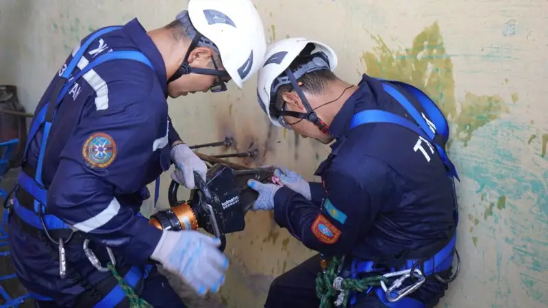 Өрт сөндірушілер