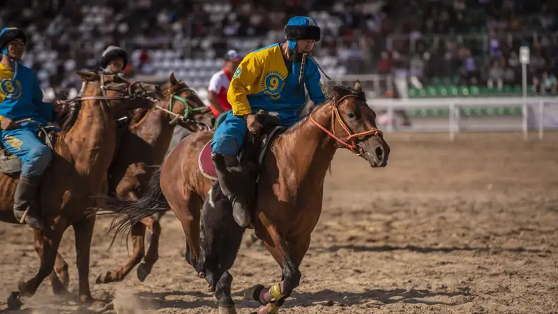 Жарыстың алғашқы күні