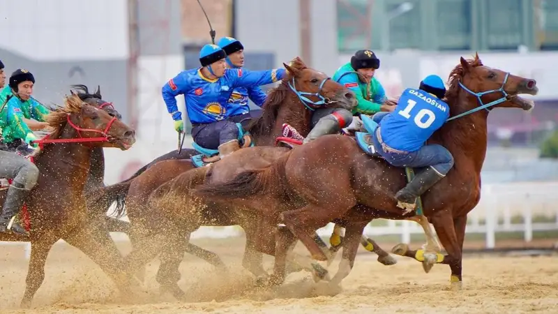 Көкпаршылар Көшпенділер ойындарында