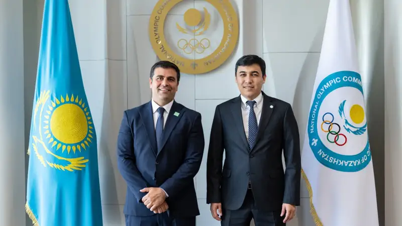 ҰОК және ISSA өкілдері