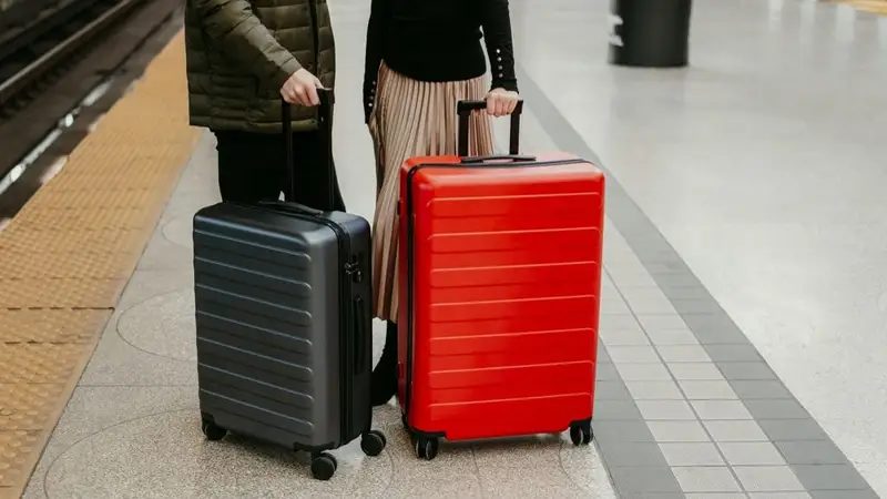 Чемодан, саяхат, көшу