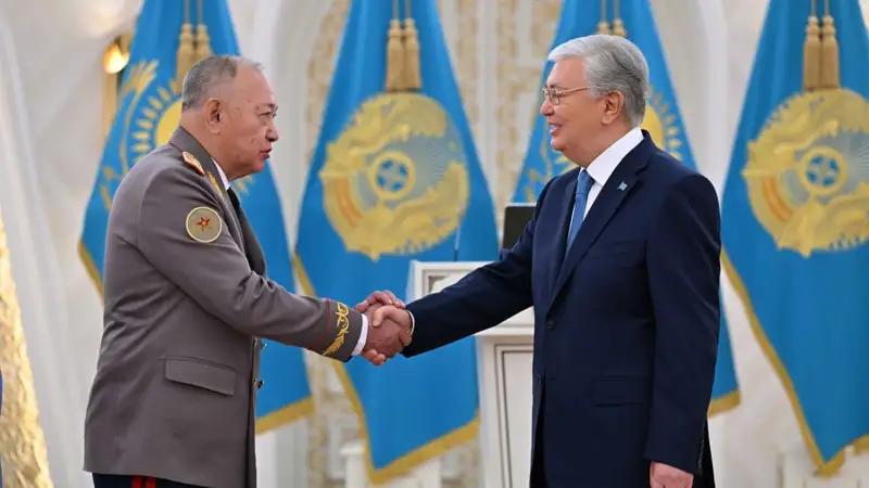  Сәт Тоқпақбаевқа орден табыстады