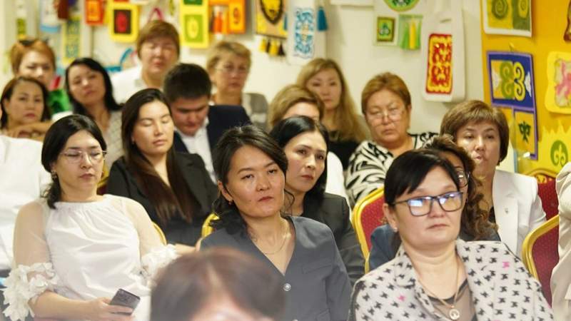 Ата-аналар жиналысы