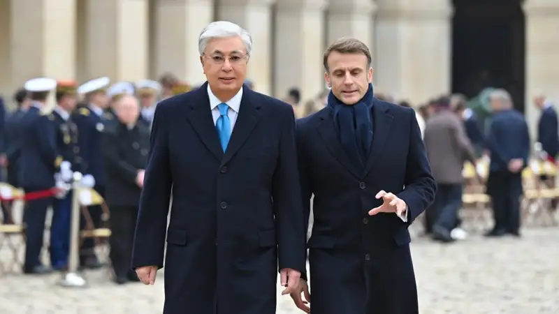 Тоқаев пен Макрон