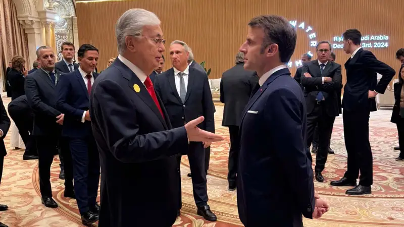 Тоқаев, Макрон