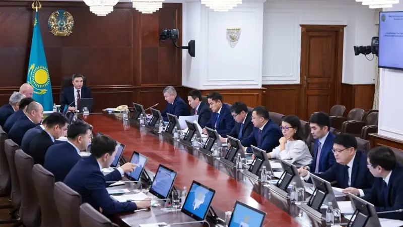 Олжас Бектенов