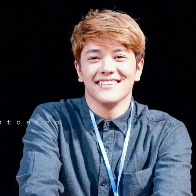 Азамат Ашмақын