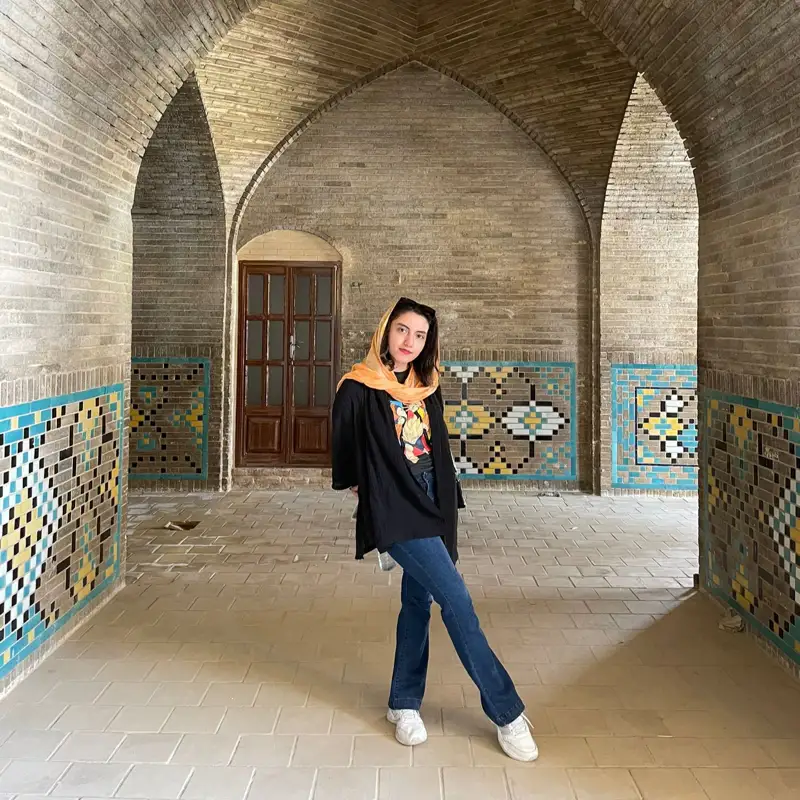 Ересек әйелдер сиқығысы келеді