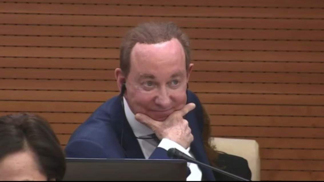 Питер Фостер