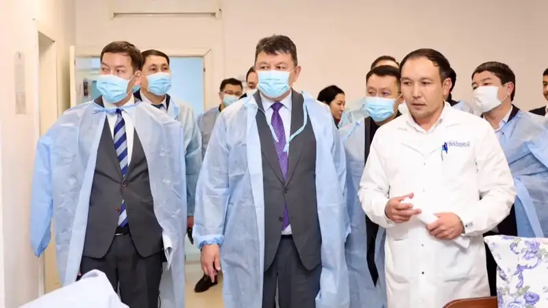 Қанат Бозымбаев