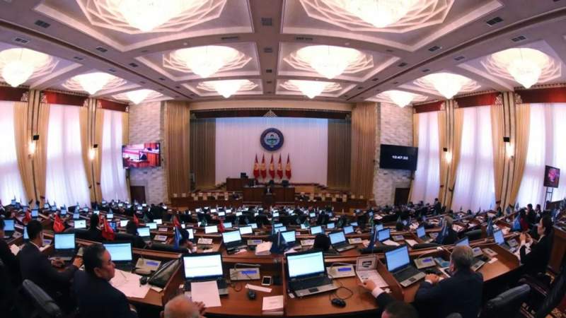 Садыр Жапаров