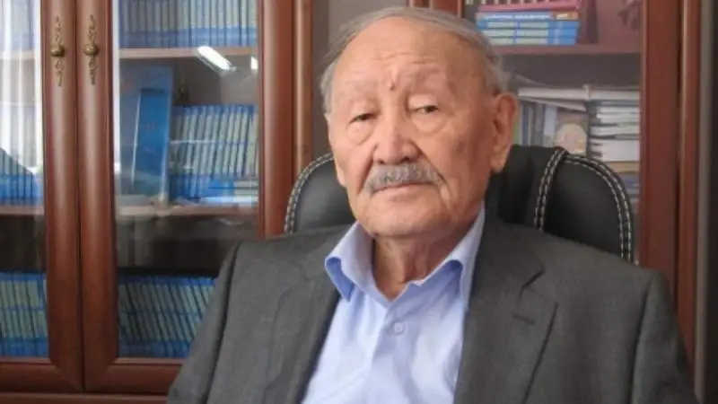 Абайтанушы ғалым 