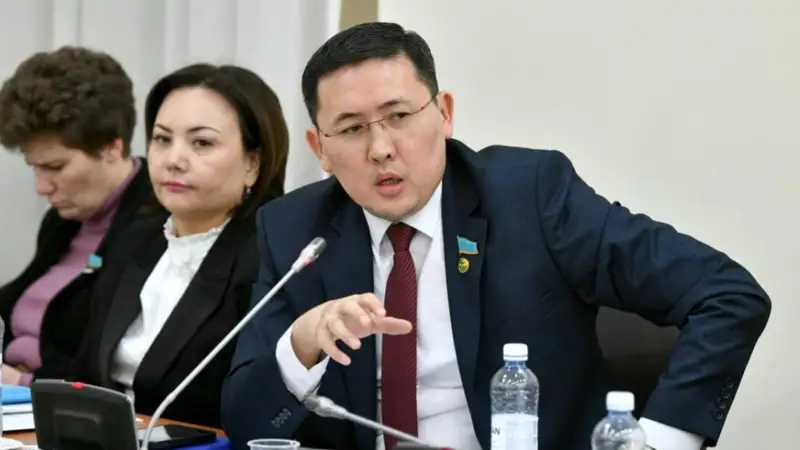 Анас Баққожаев