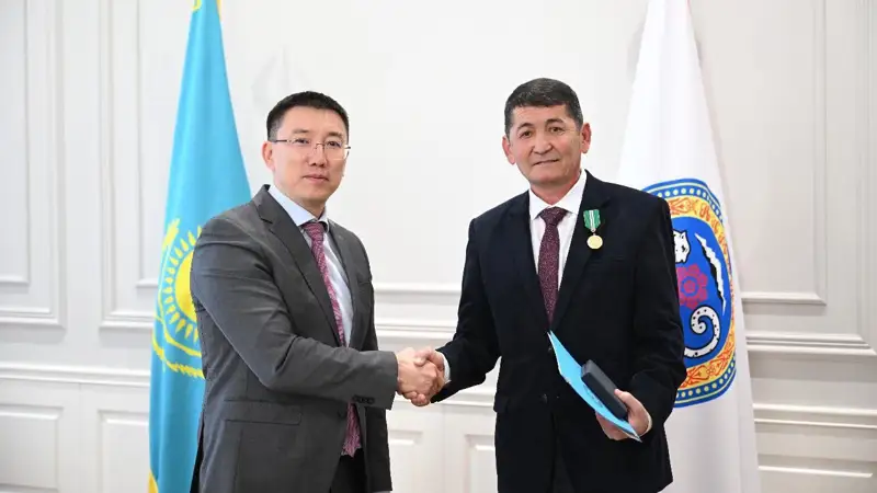 Алматы әкімдігі