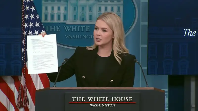 Кэролайн Левитт