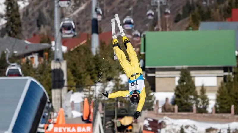 Аяна Жолдас